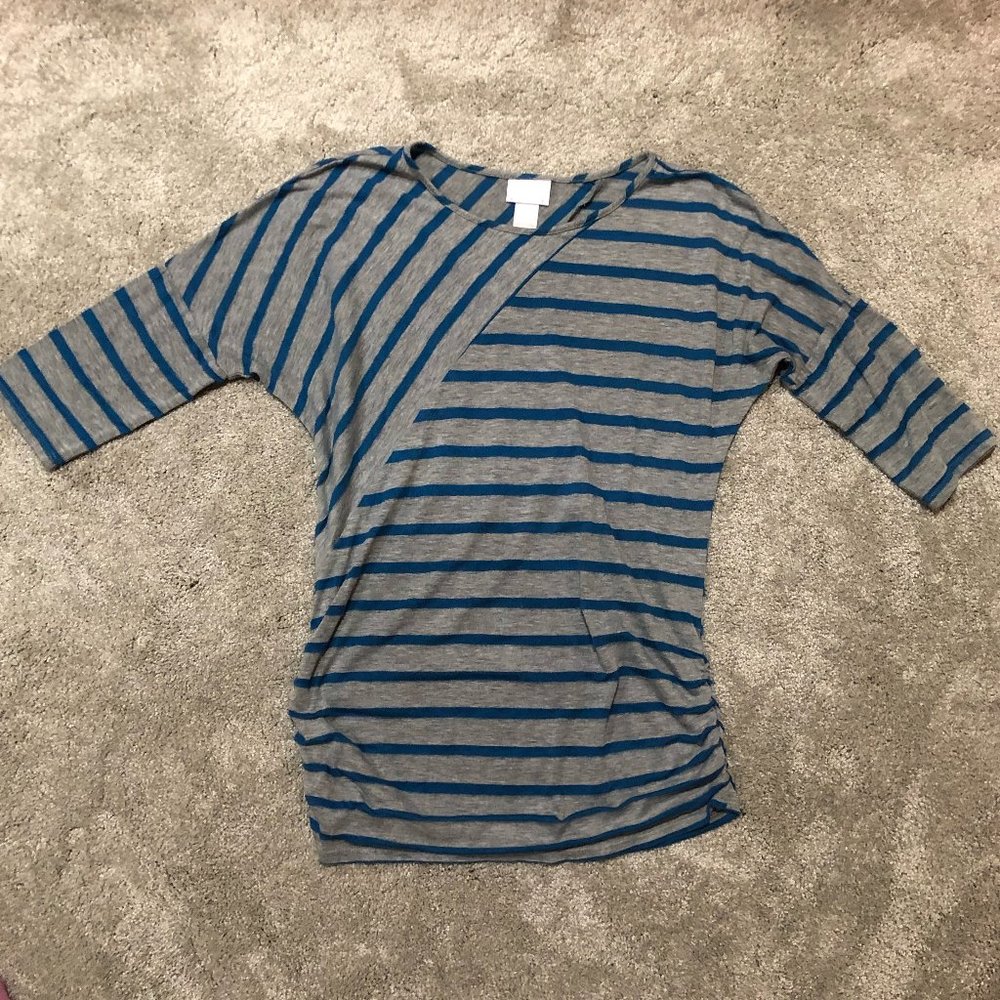 Motherhood Maternity 3/4 Sleeve Gray and Blue Stripe Top